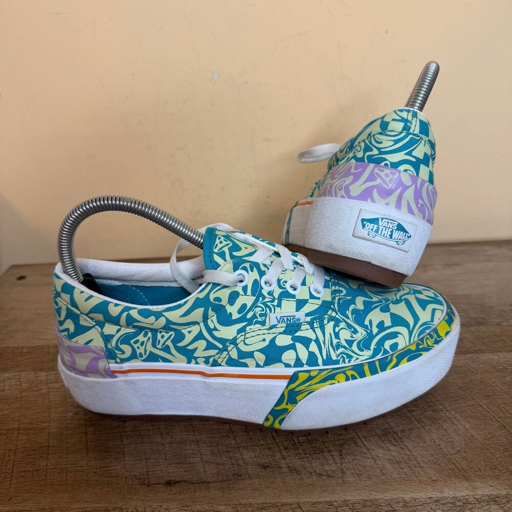 Vans Women's 7.5 Era Stacked Wavy Daze Tile Blue shoes platform